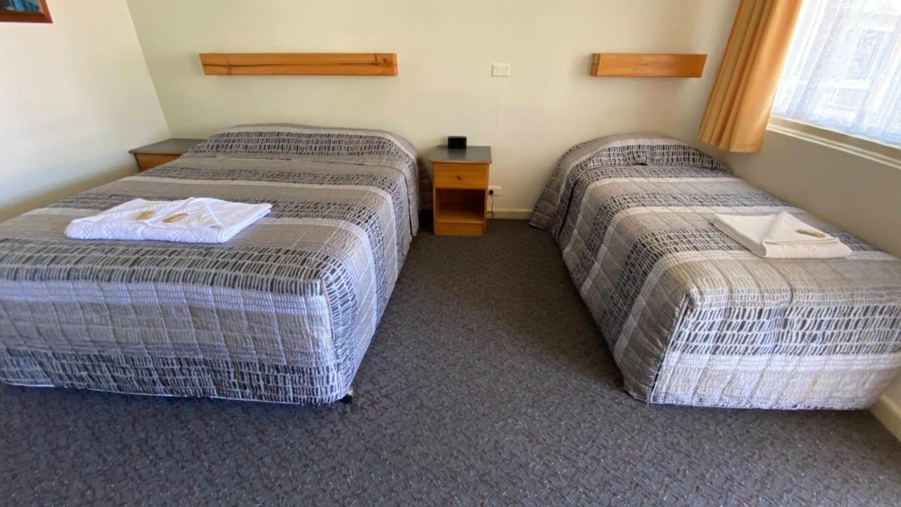 Bucketts Way Motel גלוצ'סטר מראה חיצוני תמונה